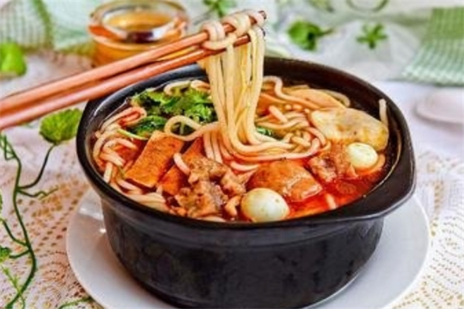 串串好忙骨汤麻辣烫加盟