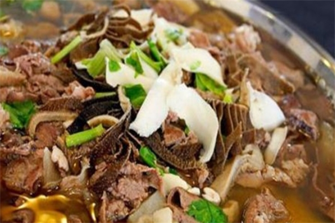 怪难吃跷脚牛肉加盟