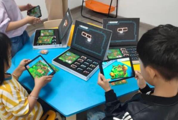 乐赢乐高科技中心加盟