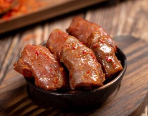 煌上煌鸭脖加盟开店容易吗？