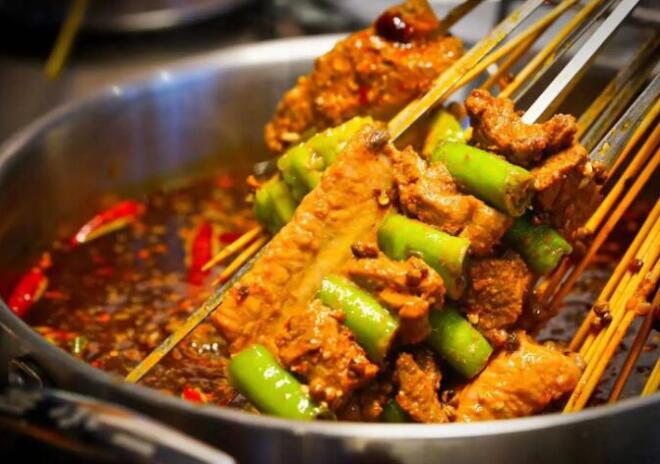 赖小花串串火锅