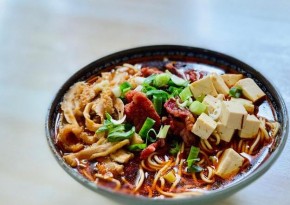 常记襄阳牛肉面加盟费多少钱？