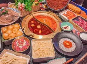 熊喵来了萌火锅加盟费是多少钱？