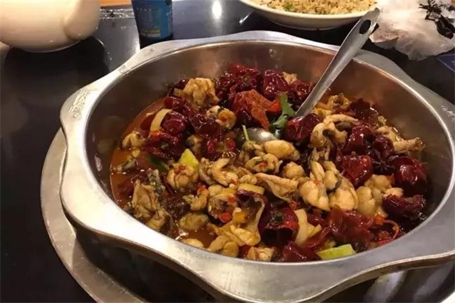 特色牛蛙火锅加盟