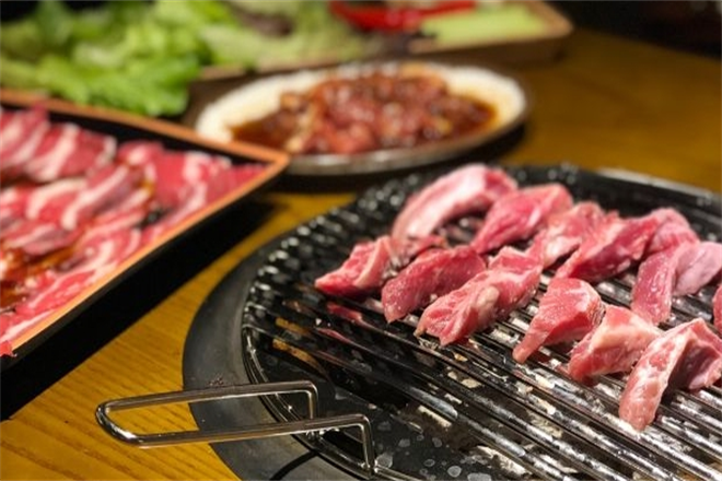 木炭烤肉加盟