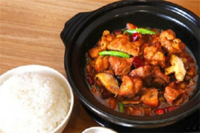 老沈记黄焖鸡米饭加盟