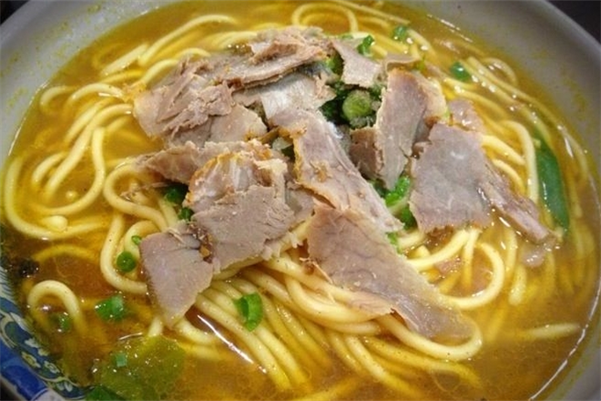 老郎特色牛肉面馆加盟