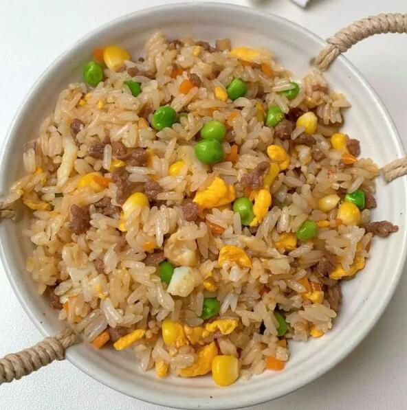 翻滚吧蛋炒饭加盟