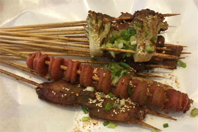 酸菜妹炸串加盟