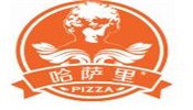 哈萨里手握披萨
