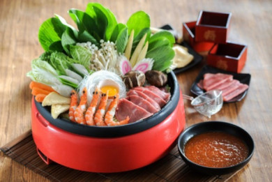 食叁味火锅