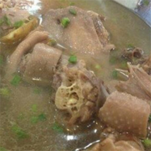 苗王老鹅汤馆