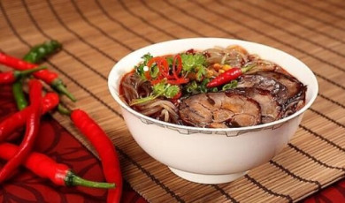 亮成圆小吃