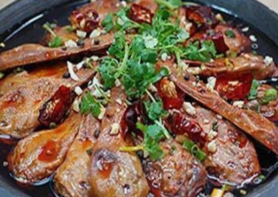 香倒仙干锅鸭头
