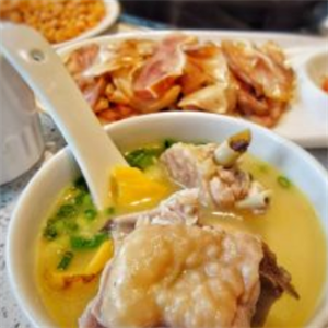 乐味阁养生板栗鸡