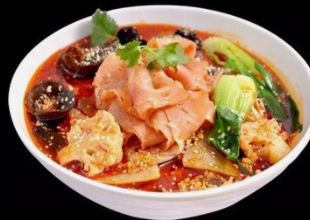 鲁更叶麻辣烫