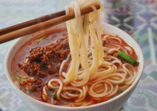 馋二坛小锅米线