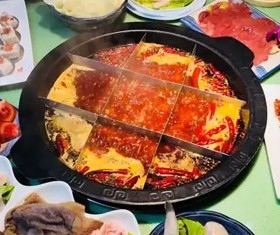 重庆龙洲湾老火锅