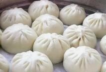 巴特包子
