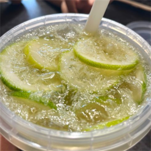暴打柠檬奶茶