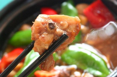 韦小宝黄焖鸡米饭