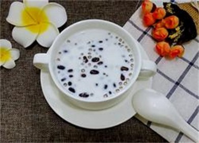 轻茶里