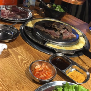 老板娘烤肉店