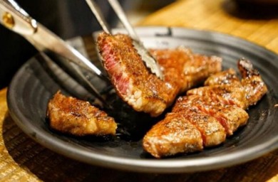 老板娘的烤肉店