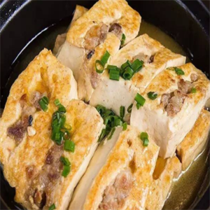 客家豆腐煲