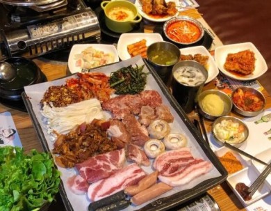 肉坨坨现拌烤肉