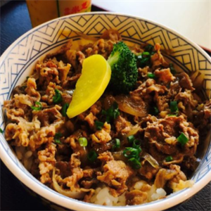 醒屋牛肉饭