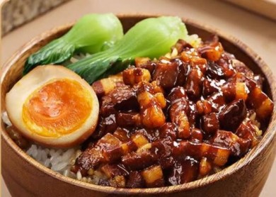 阿婆卤肉饭