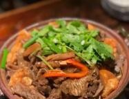 沙胆彪炭炉牛杂煲