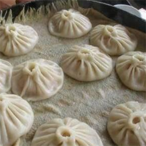 四季美汤包馆