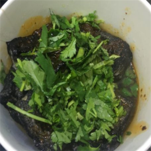 谷兰臭豆腐