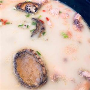 鸡包渔打边炉