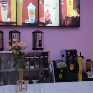 813奶茶店