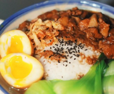 臻传台湾卤肉饭